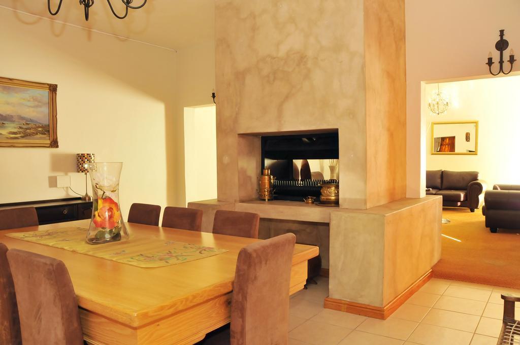 Caxton Manor B&B Cape Town Exterior photo