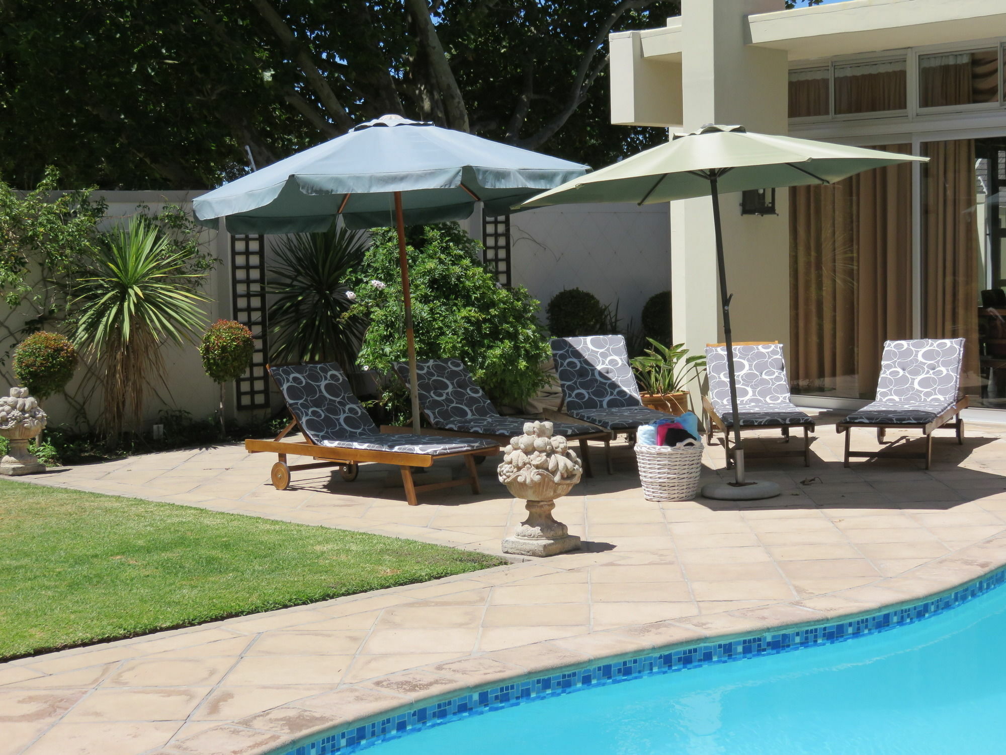 Caxton Manor B&B Cape Town Exterior photo
